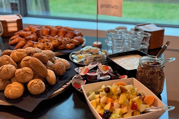 Breakfast Meeting: AI in HR & Change Management