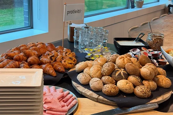 Breakfast Meeting: AI in HR & Change Management