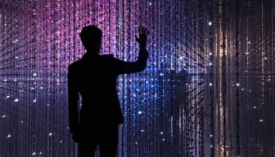Ascend to the cloud consuming digital services on demand
